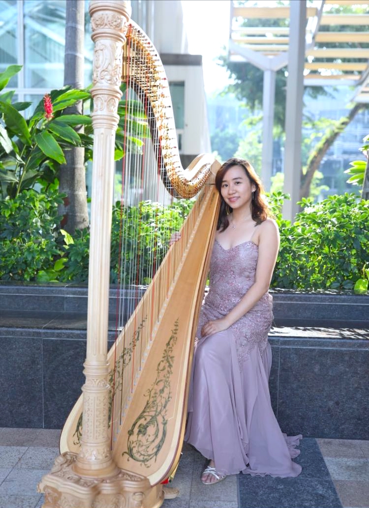 Professional Harpist for Hire in Singapore
